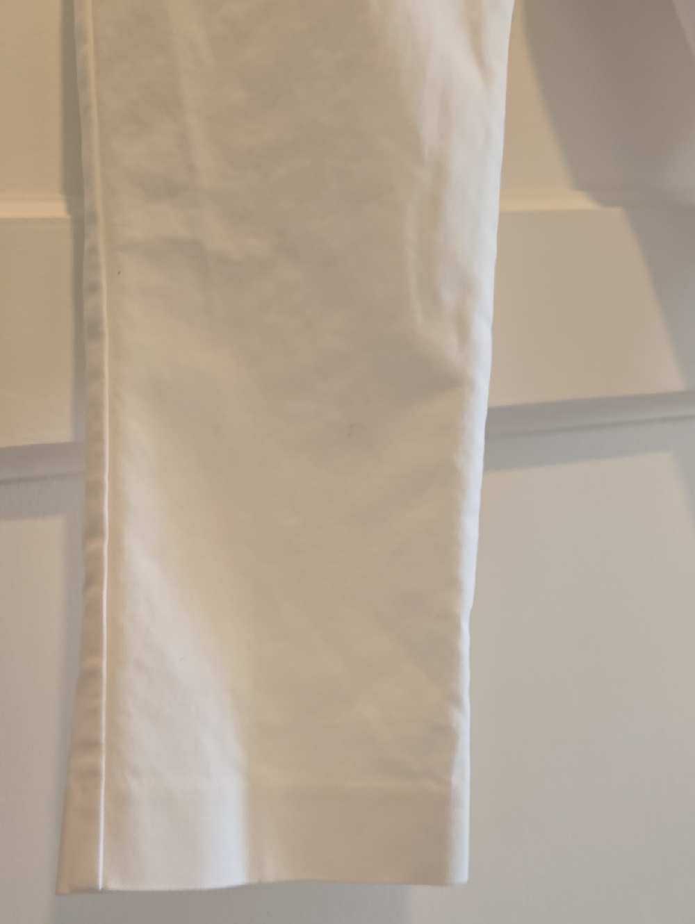 Adrianna Papell White Cropped Slacks - Picture 6 of 12